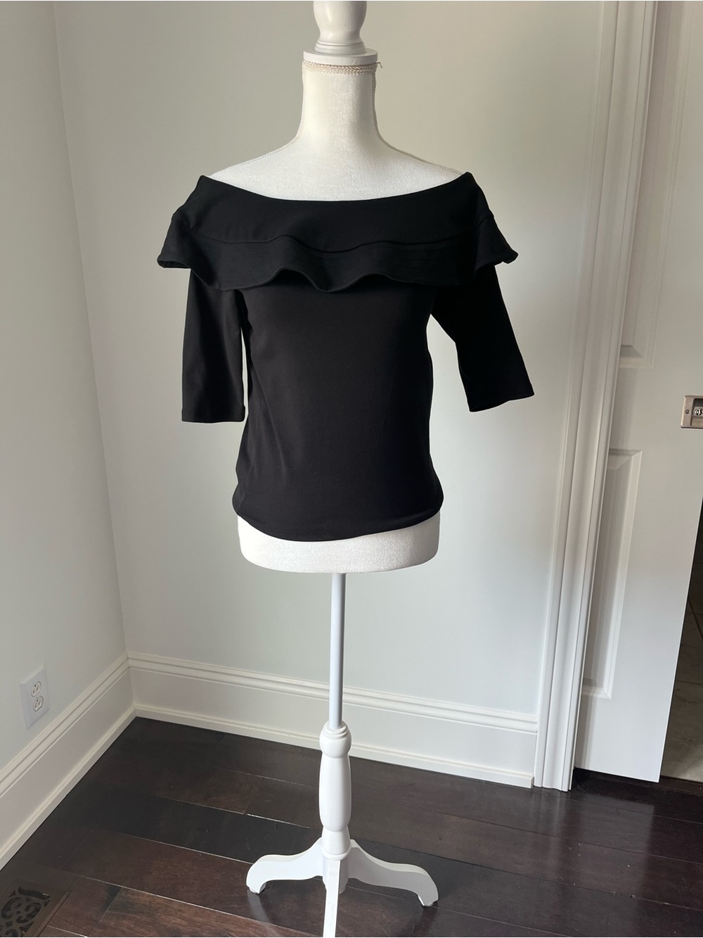 Woman’s Ann Taylor Top